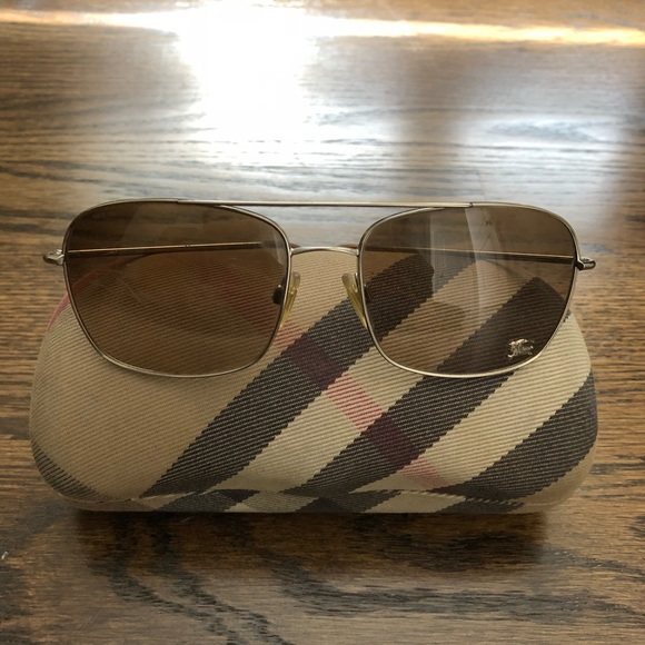 Burberry Accessories - Burberry Aviator Sunglasses